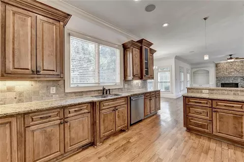 Kitchen - 8725 Merion Dr, Duluth, GA 30097 photo 7 of 8