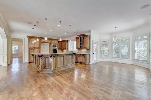 Living - 8725 Merion Dr, Duluth, GA 30097 photo 16 of 23