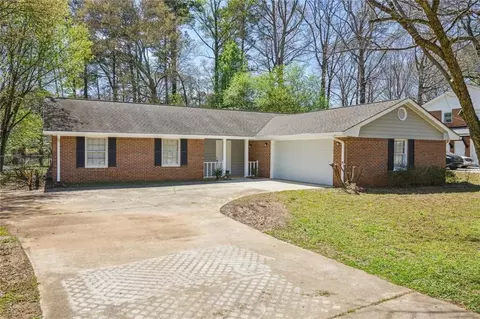 1827 Brandy Woods Dr SE, Conyers, GA 30013