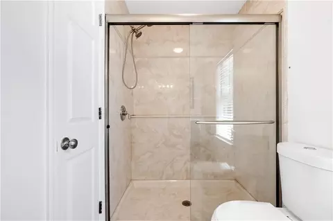 3945 Oak Glenn Dr, Duluth, GA 30096 photo 22