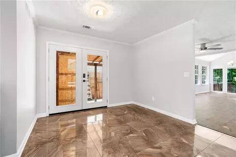 3945 Oak Glenn Dr, Duluth, GA 30096 photo 6