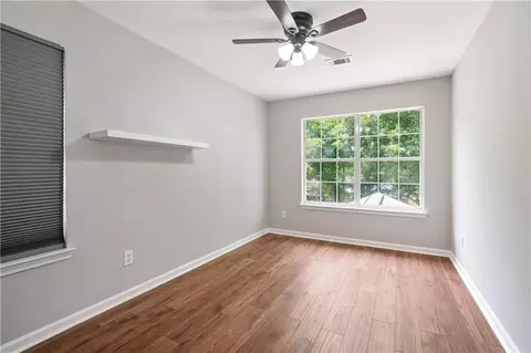 3945 Oak Glenn Dr, Duluth, GA 30096 photo 23