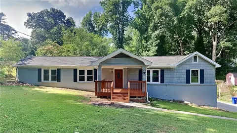 4208 Rocking Chair Ln, Stone Mountain, GA 30083