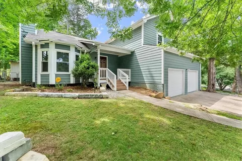 4030 Evelyn Dr, Powder Springs, GA 30127