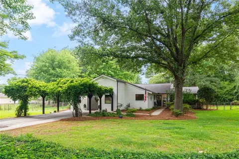 3285 Howell Meadow Dr, Duluth, GA 30096