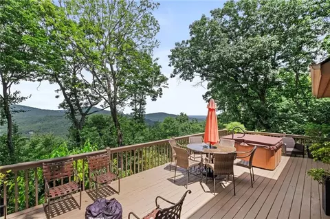 846 Ridgeview Dr, Big Canoe, GA 30143
