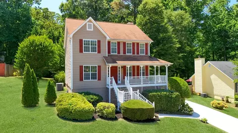 104 Rose Creek Ln, Woodstock, GA 30189