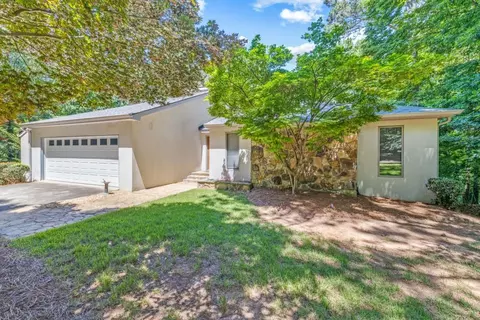 6429 Cannon Dr, Flowery Branch, GA 30542
