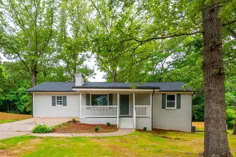 91 Hunters Ln, Powder Springs, GA 30127