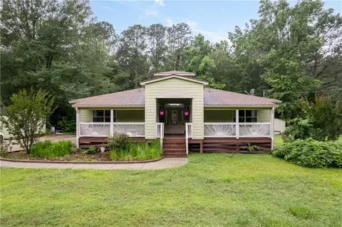10156 Rivertown Rd, Fairburn, GA 30213
