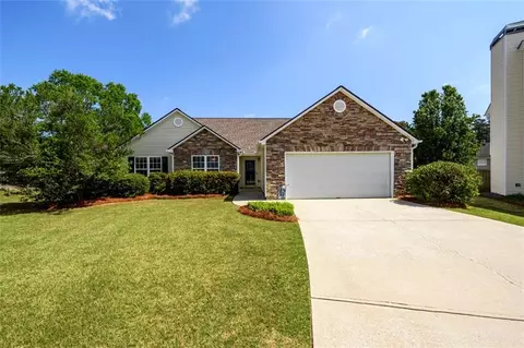 3428 Pleasant View Ct, Loganville, GA 30052