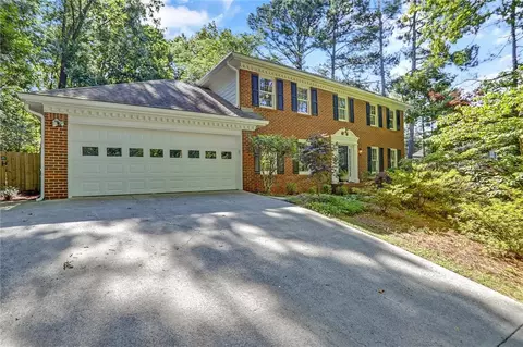 5525 Shiver Smt, Atlanta, GA 30342