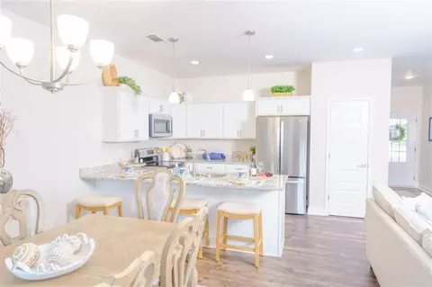 Dining - 126 Crest Pointe, Bremen, GA 30110 photo 2 of 4