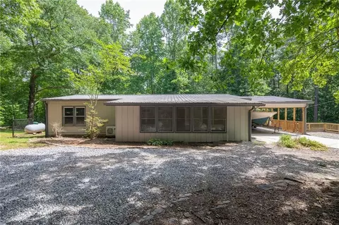 100 Vickie Dr W, Dawsonville, GA 30534
