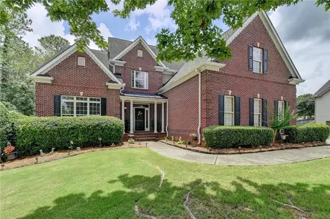 215 Suwanee Place Ct, Suwanee, GA 30024