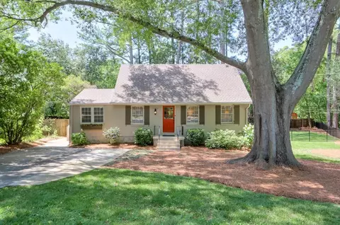 2478 Woodridge Dr, Decatur, GA 30033
