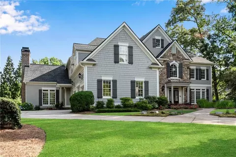 558 Gramercy Dr NE, Marietta, GA 30068