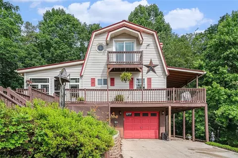 248 Deerwalk Dr, Clarkesville, GA 30523