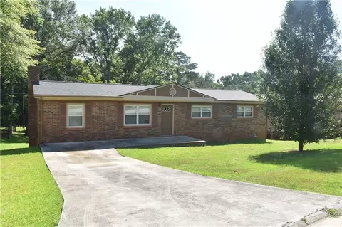 5851 Miller Rd, Austell, GA 30106