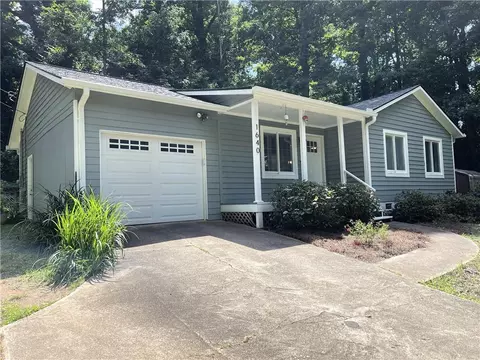 1640 Lakeview Pl, Gainesville, GA 30501