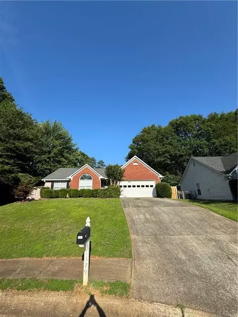 1329 Stampmill Way, Lawrenceville, GA 30043