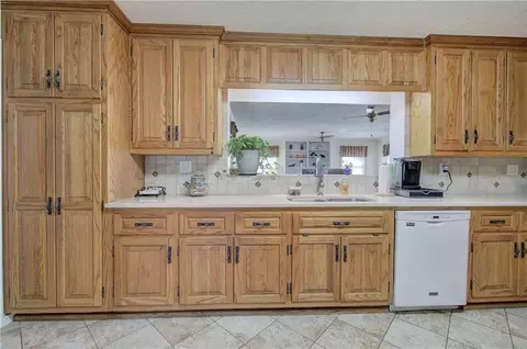 100 E Valley Rd NE, Rydal, GA 30171 photo 6