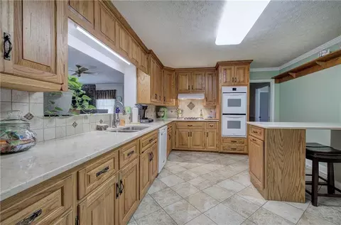 100 E Valley Rd NE, Rydal, GA 30171 photo 8
