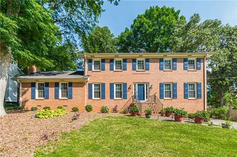 4427 Cedar Wood Dr SW, Lilburn, GA 30047