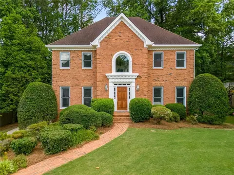 1138 Manning Farms Ct, Dunwoody, GA 30338