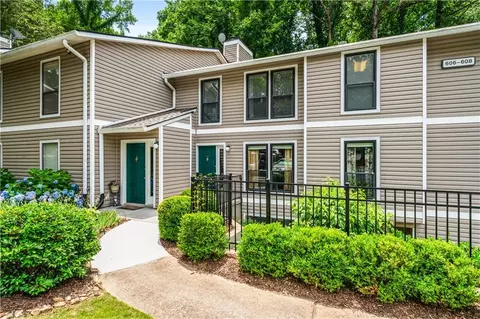 607 Wynnes Ridge Cir SE, Marietta, GA 30067