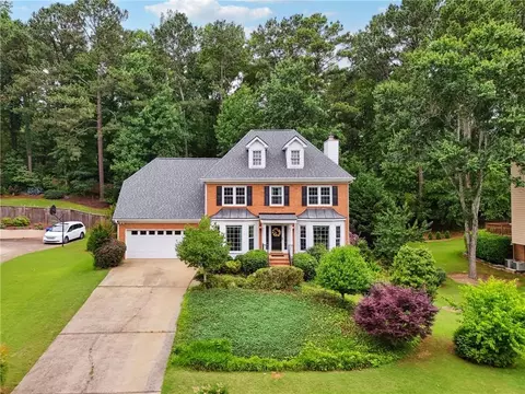 411 Shore Dr NW, Suwanee, GA 30024