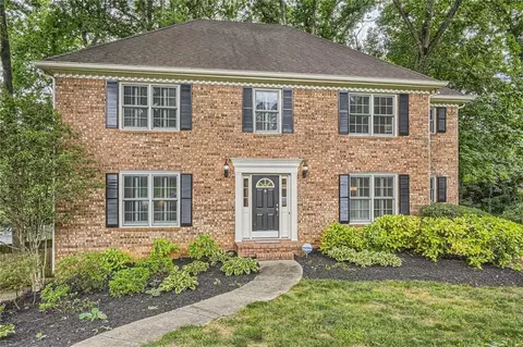 4683 Glenforest Dr NE, Roswell, GA 30075