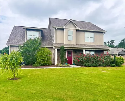 212 Gilmore Cir, Calhoun, GA 30701
