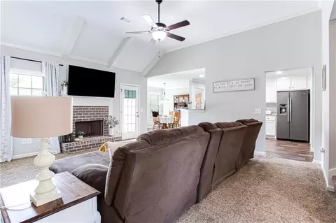 160 Peak Ct, Winder, GA 30680 photo 6