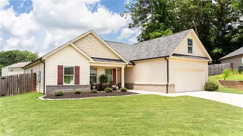 160 Peak Ct, Winder, GA 30680 photo 2