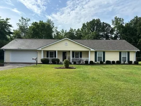 2870 Mobley Dr, Dacula, GA 30019