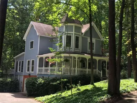 130 Legion Dr SE, Lindale, GA 30147