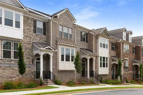 3005 Park Ave, Roswell, GA 30076