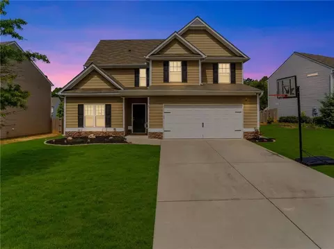 39 Valley Brook Ct, Dallas, GA 30132