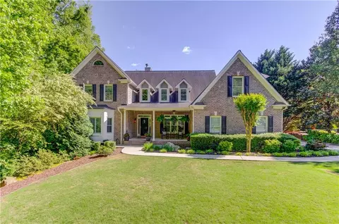 820 Summerwind Way, Suwanee, GA 30024