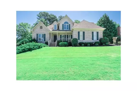 125 Tara Blvd, Loganville, GA 30052