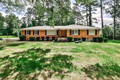 2594 Maple St, Snellville, GA 30078
