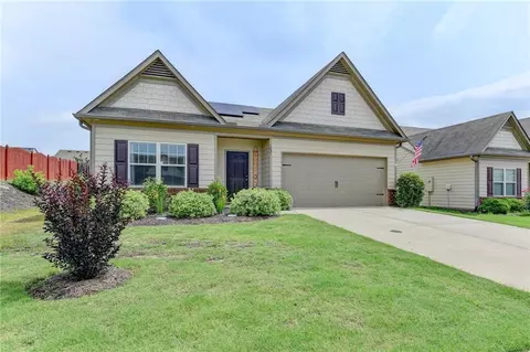 1021 Walnut Creek Cir, Pendergrass, GA 30567