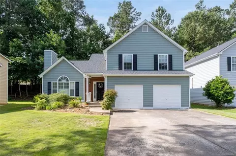 2675 Lake Park Bnd, Acworth, GA 30101