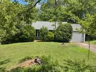 408 River Point Dr, Woodstock, GA 30188