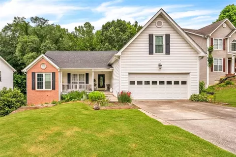 635 Simon Ive Dr, Lawrenceville, GA 30045