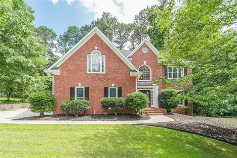 2035 Glen Gate Ct, Cumming, GA 30041