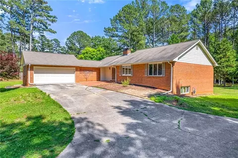 3875 Jamaica Dr, Jonesboro, GA 30236