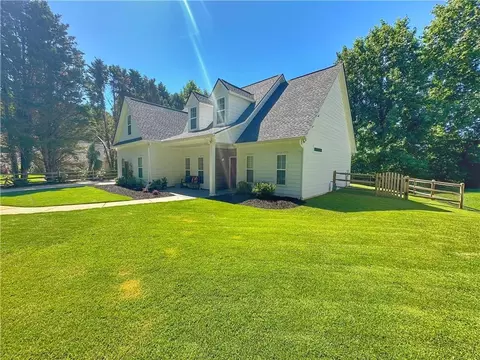 8430 Fields Ford Rd, Gainesville, GA 30506 photo 6