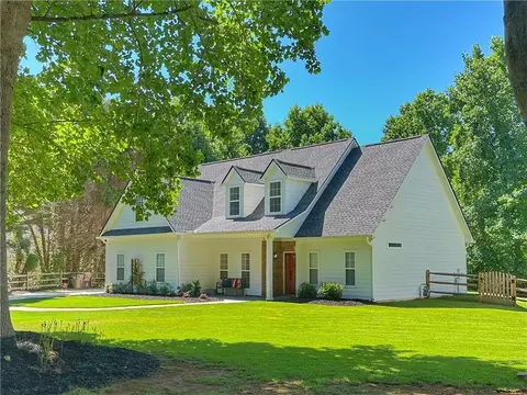 8430 Fields Ford Rd, Gainesville, GA 30506 photo 5